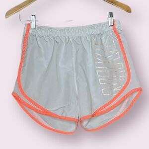 Nike Women's Dry Tempo Running
Shorts Size M
